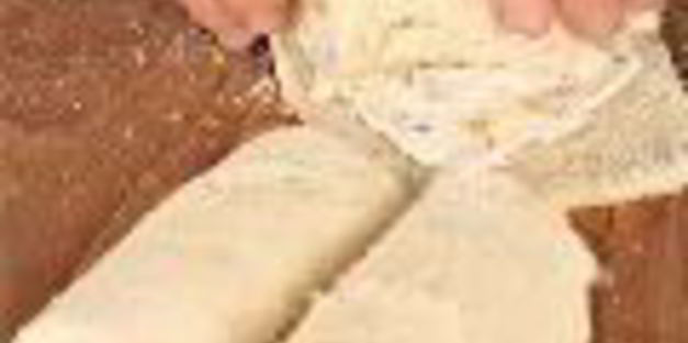 рулеты с тунцом, сыром и зеленью