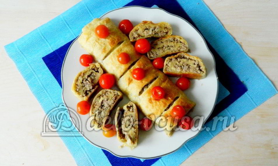 Рецепт слоеный рулет с фаршем