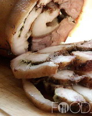 Вареный рулет из сала