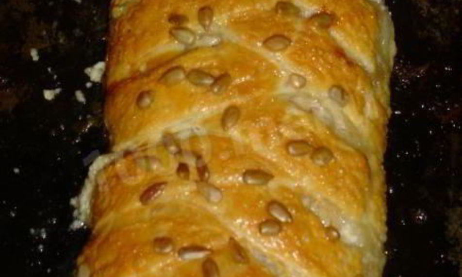 Рецепт яблочного рулета иза готового слоеного тест с творогома