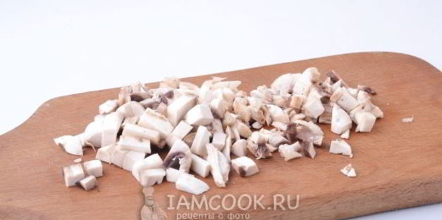 яичный рулет с грибами