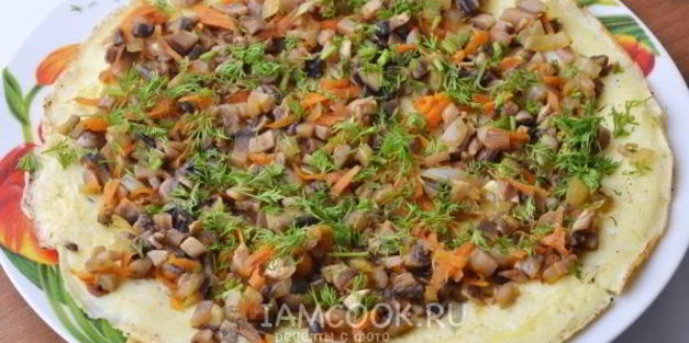 яичный рулет с грибами