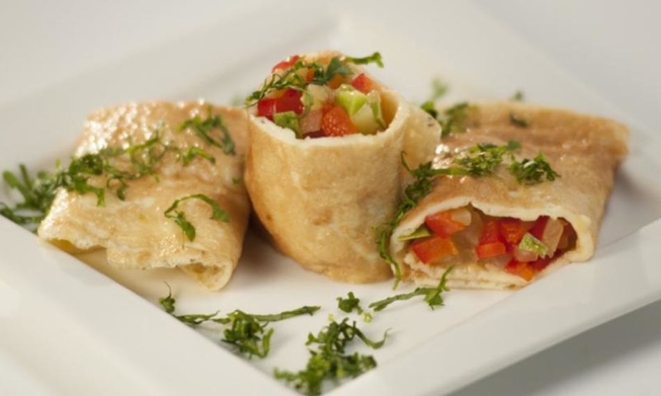 Рецепт яичный рулет с овощами