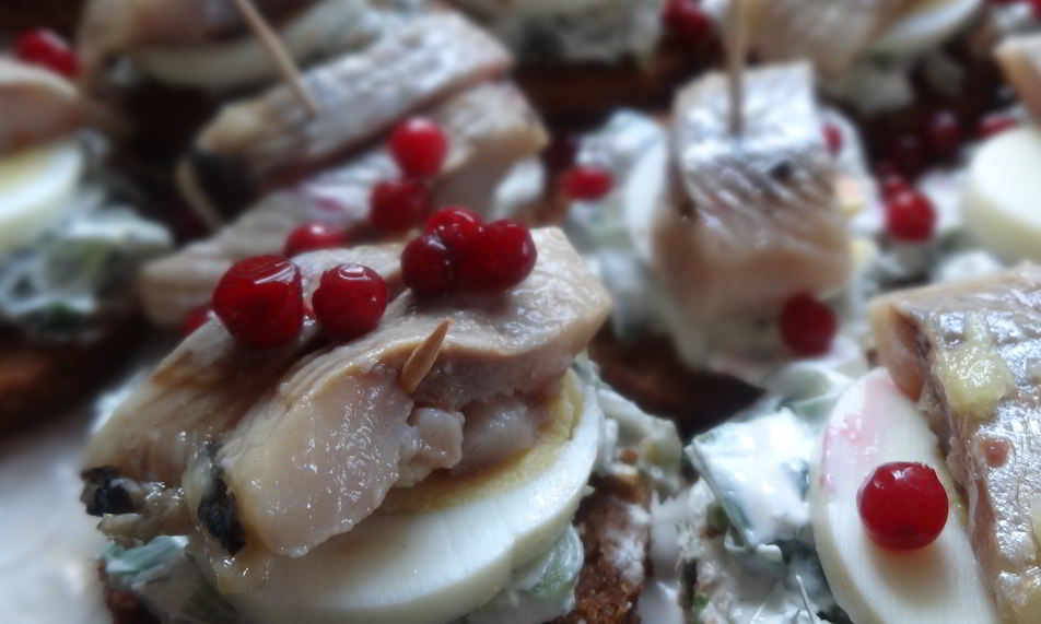 Рецепт сельдь, маринованная в винном соусе, по-исландски