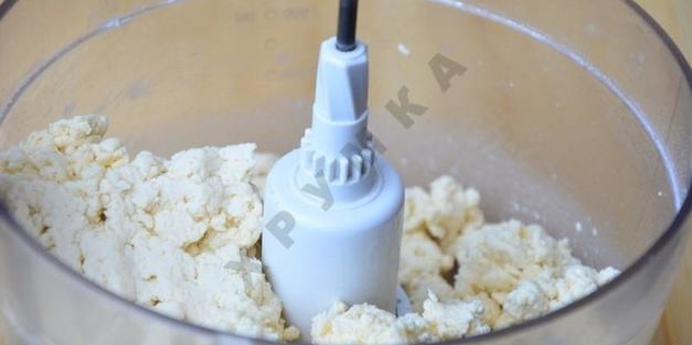 сырные палочки с кунжутом