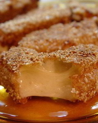 Сырные палочки в панировке