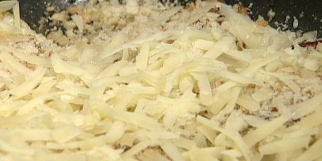 цикорий, запеченный с сыром