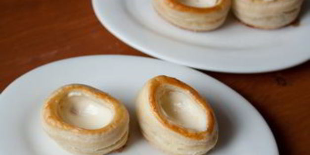 волованы с красной икрой