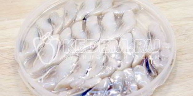 волованы со свеклой и сельдью