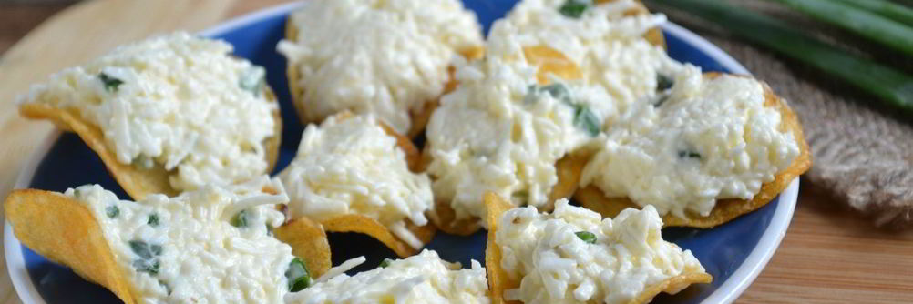 Закуска на чипсах