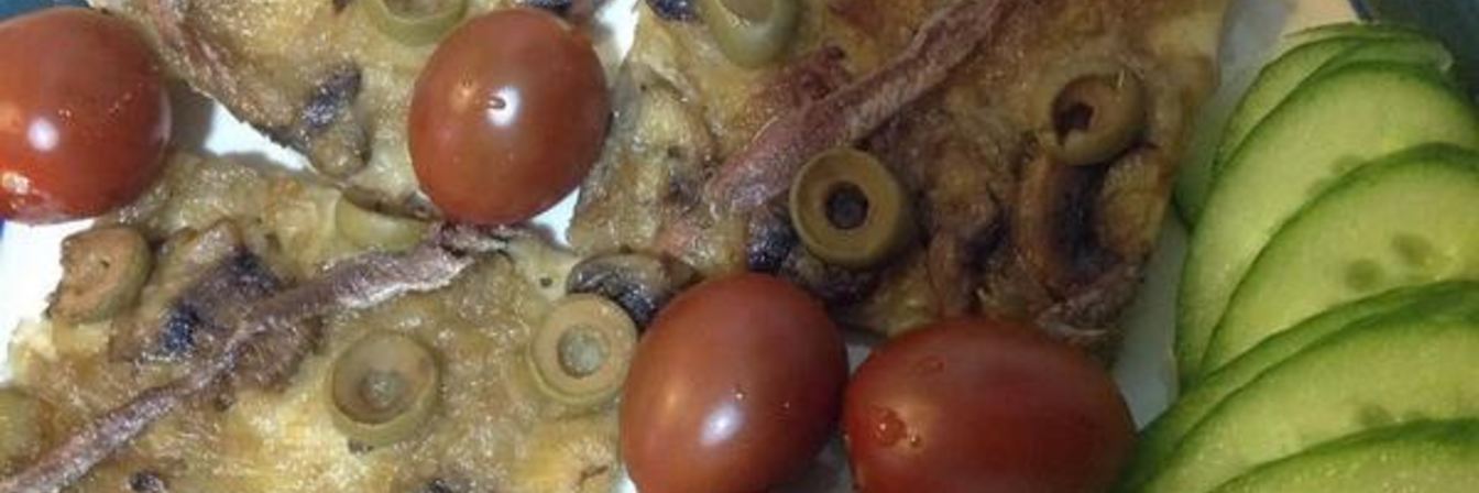 Закуска с оливками и анчоусами